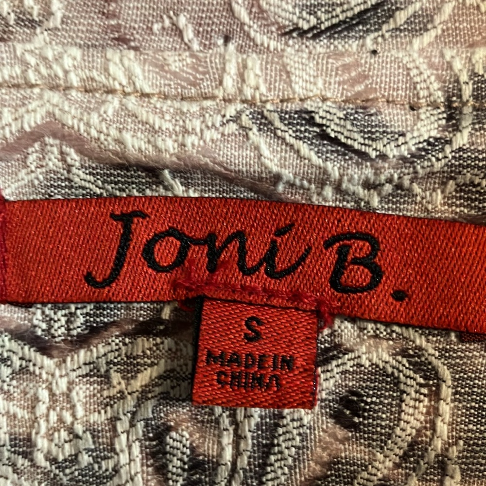 Jacket - Picture 2 of 4